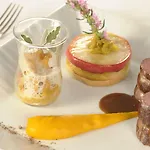 La Cheneaudiere - - Relais & Chateaux - Restaurant Etoile Hotel 5*