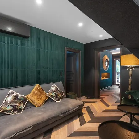 La Cheneaudiere - - Relais & Chateaux - Restaurant Etoile