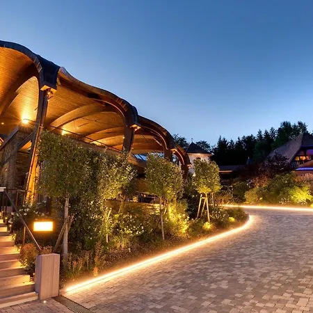 La Cheneaudiere - - Relais & Chateaux - Restaurant Etoile Hotel Colroy-la-Roche