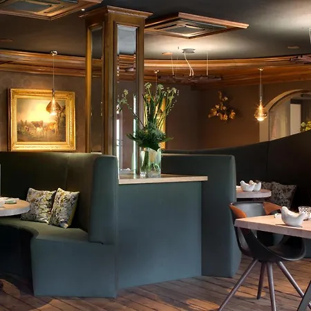 La Cheneaudiere - - Relais & Chateaux - Restaurant Etoile Hotel Colroy-la-Roche