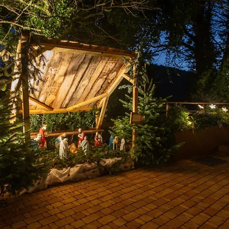 La Cheneaudiere - - Relais & Chateaux - Restaurant Etoile Hotel