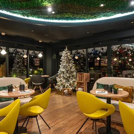 Hotel La Cheneaudiere - - Relais & Chateaux - Restaurant Etoile