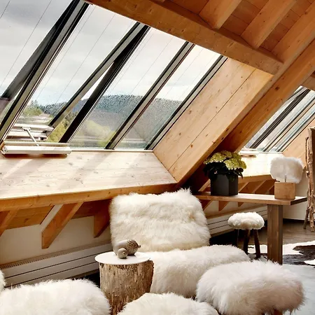 La Cheneaudiere - - Relais & Chateaux - Restaurant Etoile 5*