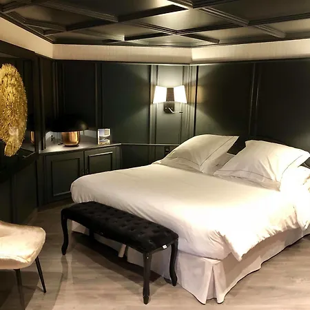 La Cheneaudiere - - Relais & Chateaux - Restaurant Etoile 5*