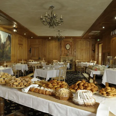 La Cheneaudiere - - Relais & Chateaux - Restaurant Etoile Hotel