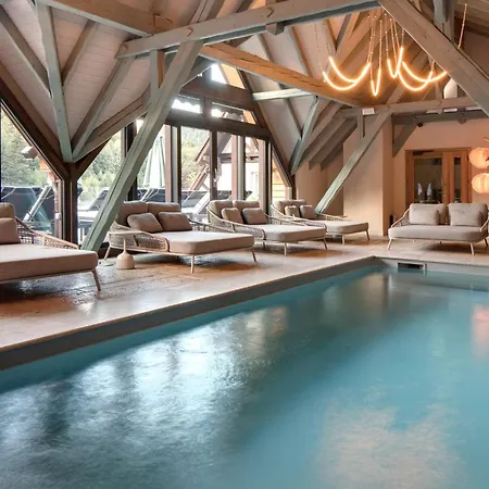Hotell La Cheneaudiere - - Relais & Chateaux - Restaurant Etoile 5*