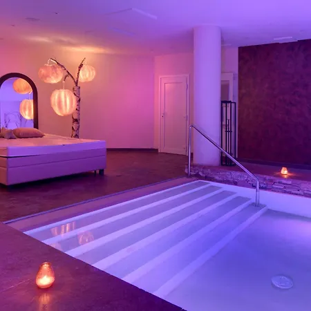 La Cheneaudiere - - Relais & Chateaux - Restaurant Etoile 5* Colroy-la-Roche