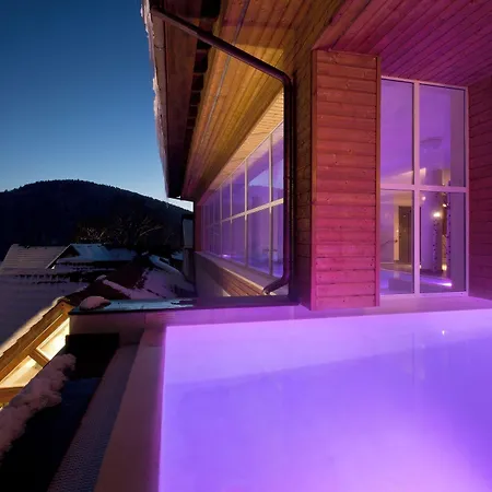 La Cheneaudiere - - Relais & Chateaux - Restaurant Etoile