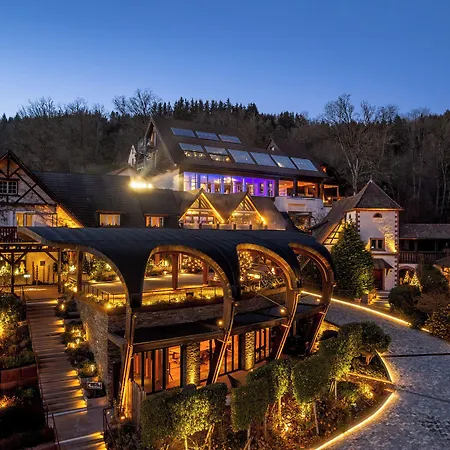 La Cheneaudiere - - Relais & Chateaux - Restaurant Etoile Colroy-la-Roche