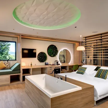 La Cheneaudiere - - Relais & Chateaux - Restaurant Etoile Hotel