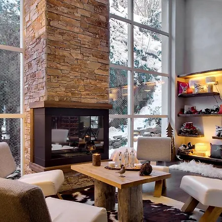 호텔 La Cheneaudiere - - Relais & Chateaux - Restaurant Etoile 콜로이라로셰