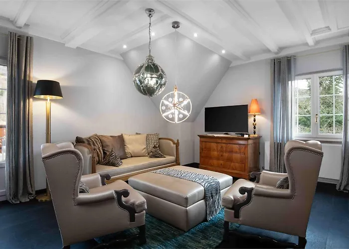 La Cheneaudiere - - Relais & Chateaux - Restaurant Etoile Hotel Colroy-la-Roche