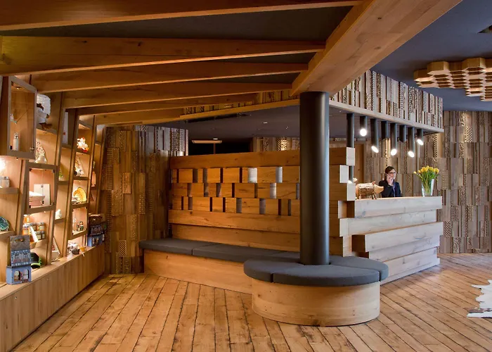 La Cheneaudiere - - Relais & Chateaux - Restaurant Etoile 5* Colroy-la-Roche