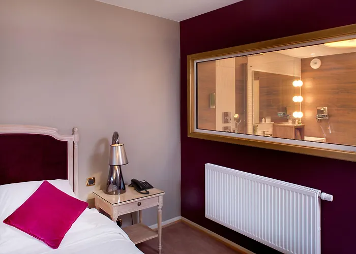 Hotel La Cheneaudiere - - Relais & Chateaux - Restaurant Etoile Colroy-la-Roche