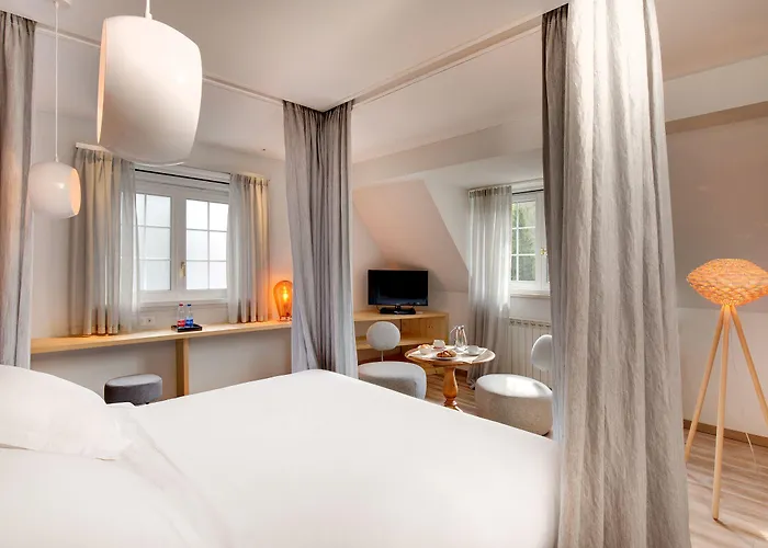 Hotel La Cheneaudiere - - Relais & Chateaux - Restaurant Etoile Colroy-la-Roche