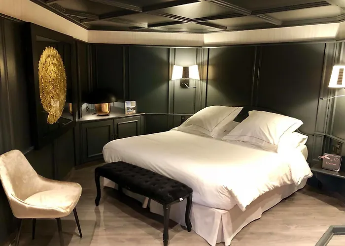 La Cheneaudiere - - Relais & Chateaux - Restaurant Etoile 5*