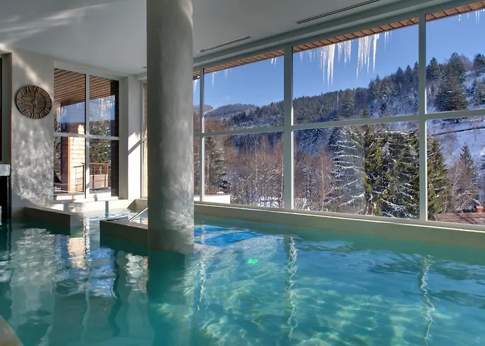 La Cheneaudiere - - Relais & Chateaux - Restaurant Etoile