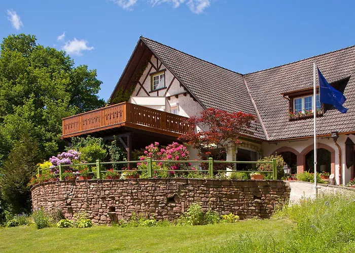 La Cheneaudiere - - Relais & Chateaux - Restaurant Etoile Hotel