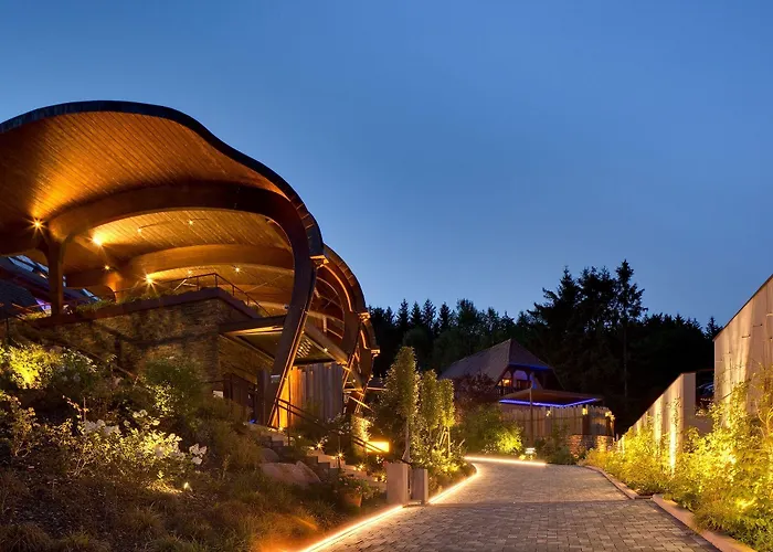 Hotel La Cheneaudiere - - Relais & Chateaux - Restaurant Etoile